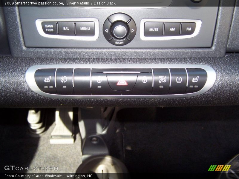 Silver Metallic / Design Black 2009 Smart fortwo passion coupe