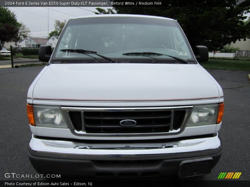Oxford White / Medium Flint 2004 Ford E Series Van E350 Super Duty XLT Passenger
