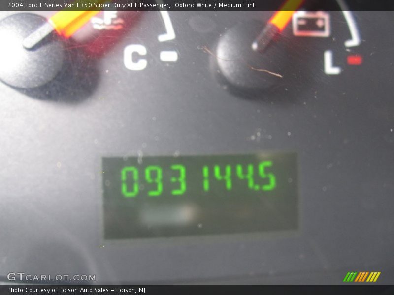 Oxford White / Medium Flint 2004 Ford E Series Van E350 Super Duty XLT Passenger