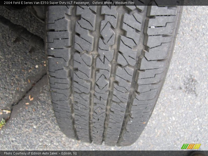 Oxford White / Medium Flint 2004 Ford E Series Van E350 Super Duty XLT Passenger