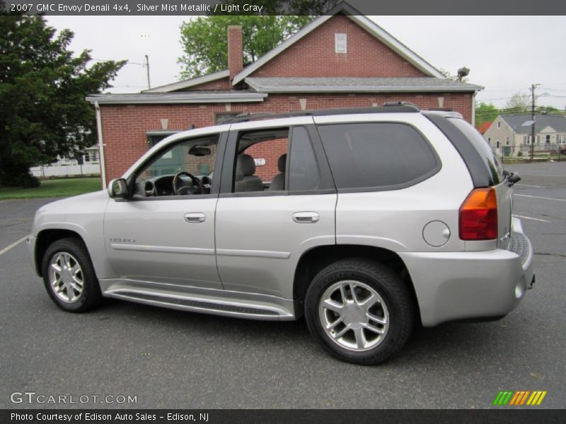 Silver Mist Metallic / Light Gray 2007 GMC Envoy Denali 4x4