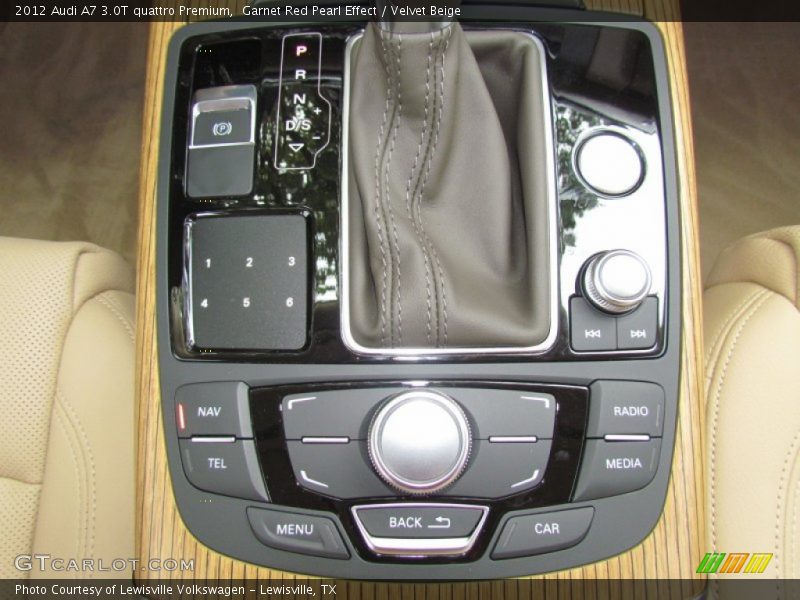 Controls of 2012 A7 3.0T quattro Premium