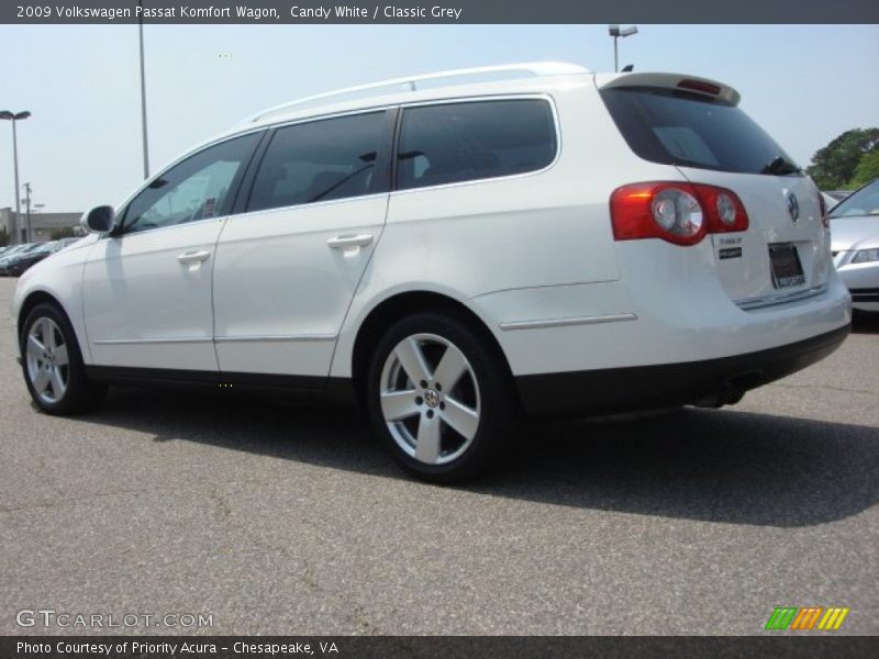 Candy White / Classic Grey 2009 Volkswagen Passat Komfort Wagon