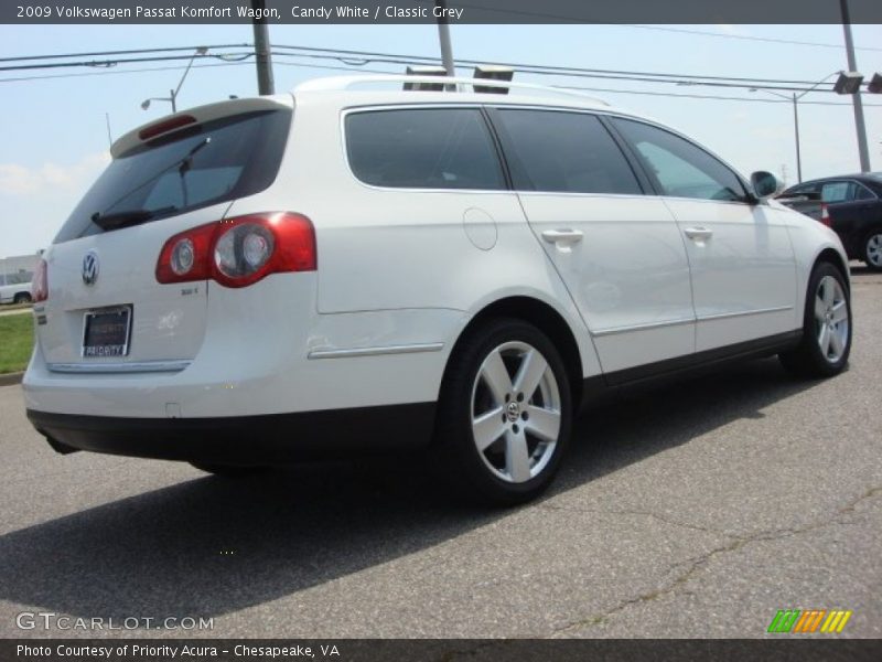 Candy White / Classic Grey 2009 Volkswagen Passat Komfort Wagon