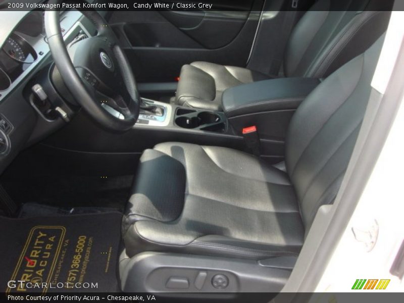 Candy White / Classic Grey 2009 Volkswagen Passat Komfort Wagon