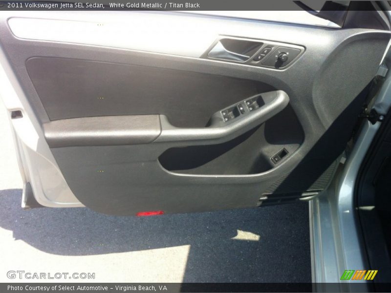 White Gold Metallic / Titan Black 2011 Volkswagen Jetta SEL Sedan