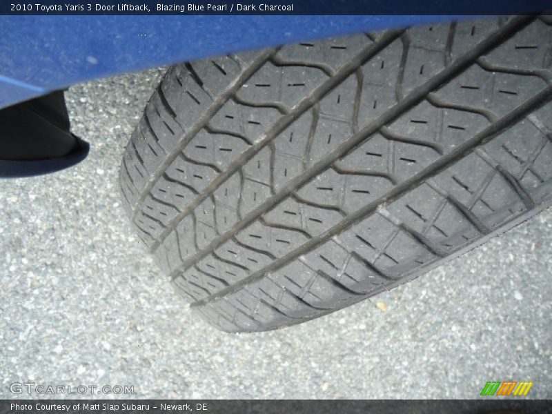Blazing Blue Pearl / Dark Charcoal 2010 Toyota Yaris 3 Door Liftback