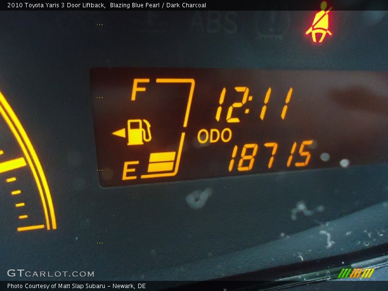 Blazing Blue Pearl / Dark Charcoal 2010 Toyota Yaris 3 Door Liftback