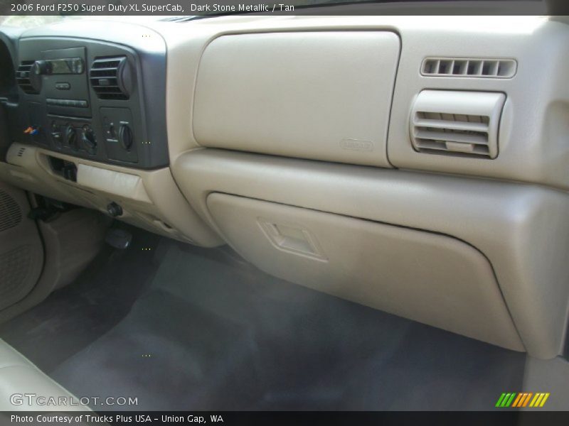 Dark Stone Metallic / Tan 2006 Ford F250 Super Duty XL SuperCab