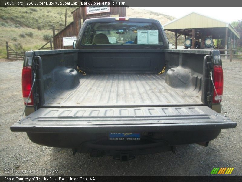Dark Stone Metallic / Tan 2006 Ford F250 Super Duty XL SuperCab