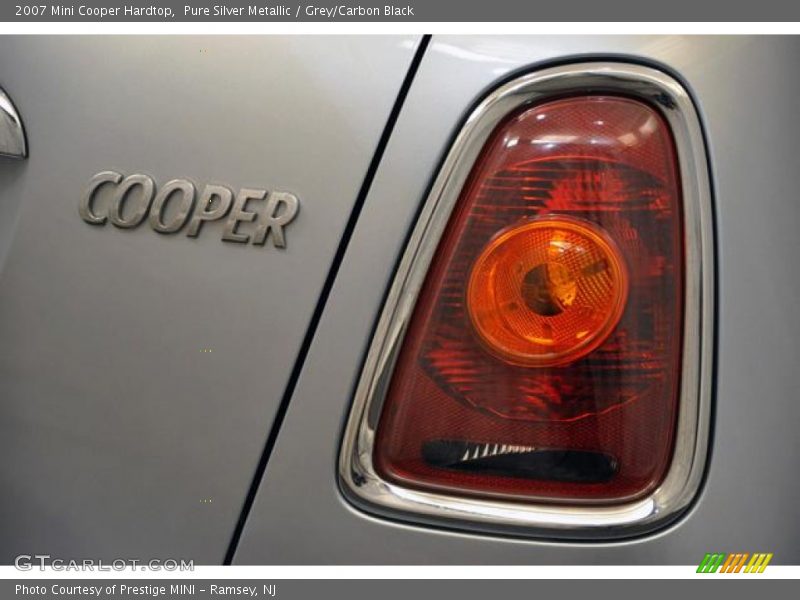 Pure Silver Metallic / Grey/Carbon Black 2007 Mini Cooper Hardtop