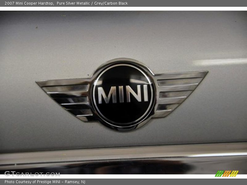 Pure Silver Metallic / Grey/Carbon Black 2007 Mini Cooper Hardtop