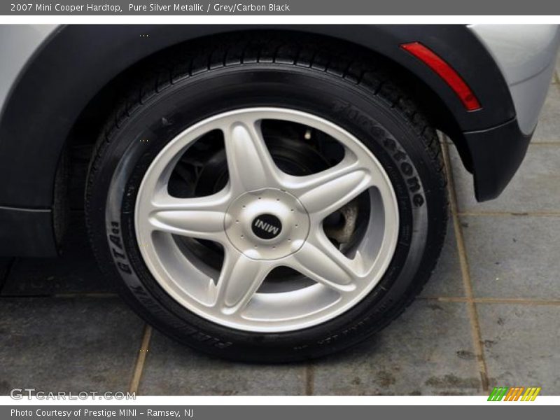 Pure Silver Metallic / Grey/Carbon Black 2007 Mini Cooper Hardtop