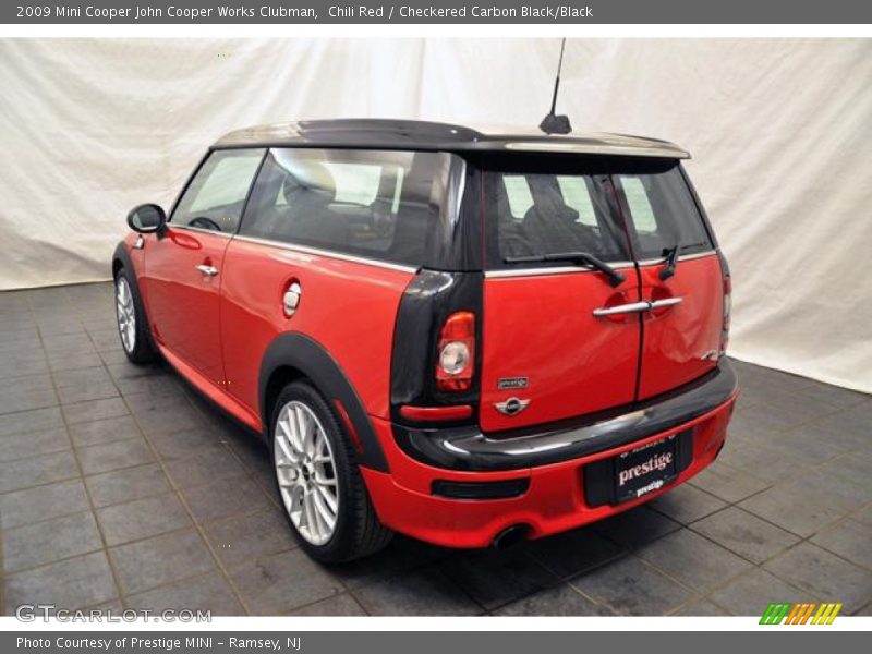 Chili Red / Checkered Carbon Black/Black 2009 Mini Cooper John Cooper Works Clubman