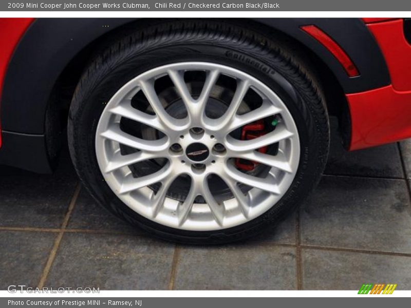 Chili Red / Checkered Carbon Black/Black 2009 Mini Cooper John Cooper Works Clubman