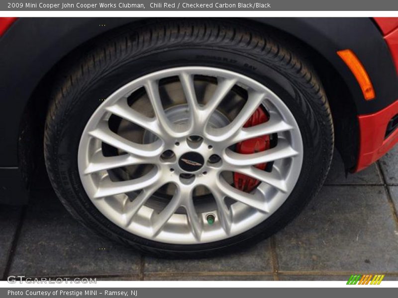 Chili Red / Checkered Carbon Black/Black 2009 Mini Cooper John Cooper Works Clubman
