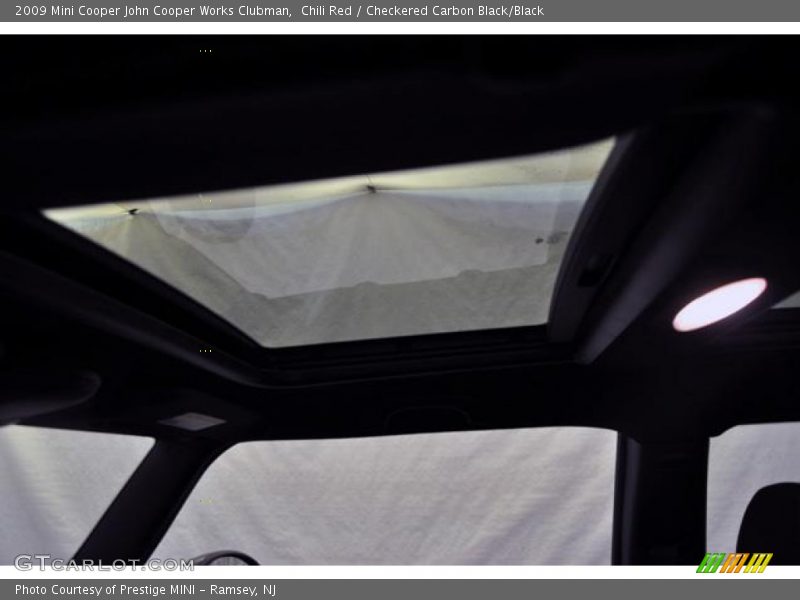 Chili Red / Checkered Carbon Black/Black 2009 Mini Cooper John Cooper Works Clubman