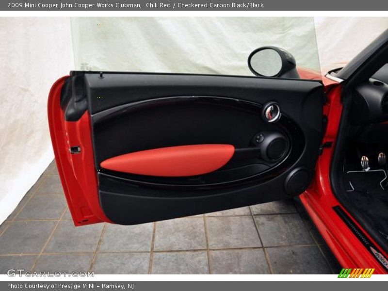 Chili Red / Checkered Carbon Black/Black 2009 Mini Cooper John Cooper Works Clubman