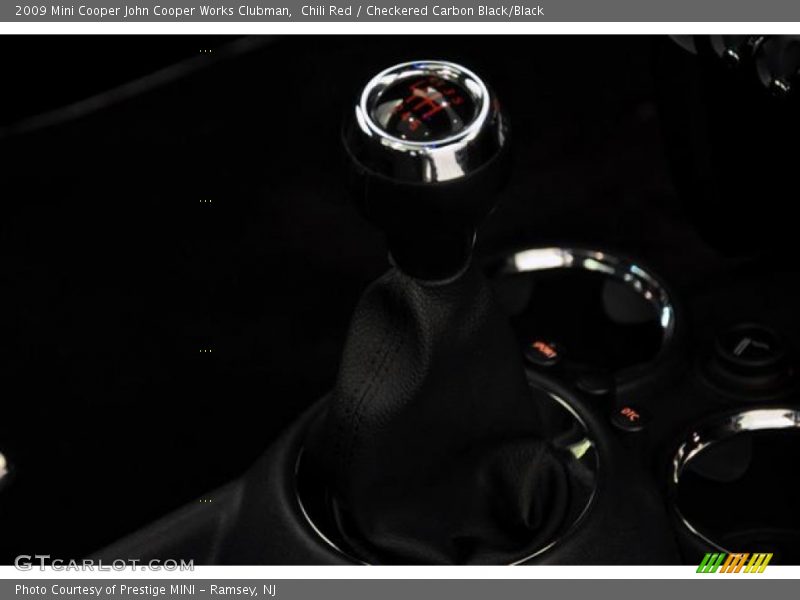 Chili Red / Checkered Carbon Black/Black 2009 Mini Cooper John Cooper Works Clubman