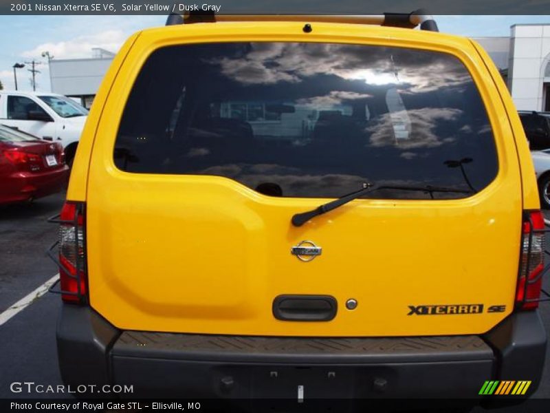 Solar Yellow / Dusk Gray 2001 Nissan Xterra SE V6