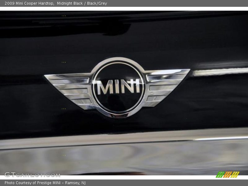 Midnight Black / Black/Grey 2009 Mini Cooper Hardtop