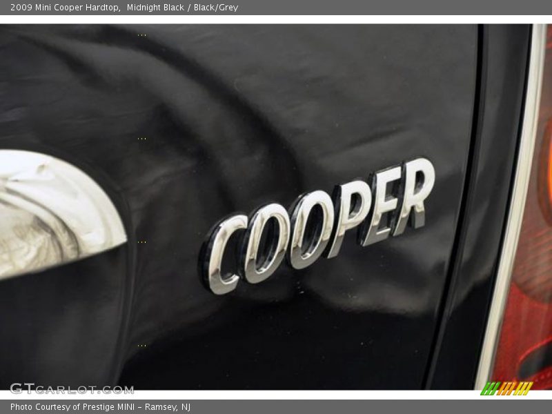 Midnight Black / Black/Grey 2009 Mini Cooper Hardtop