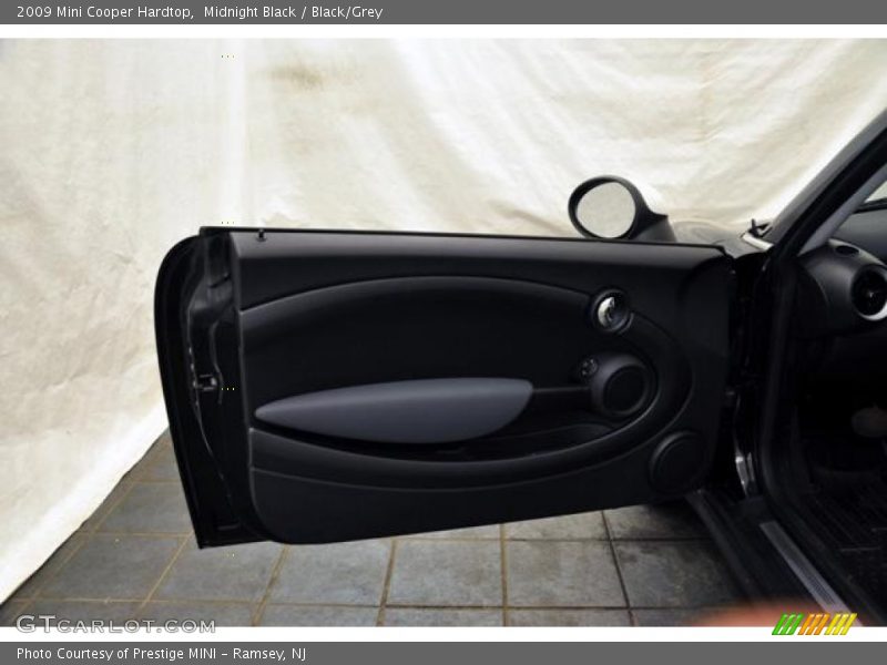 Midnight Black / Black/Grey 2009 Mini Cooper Hardtop