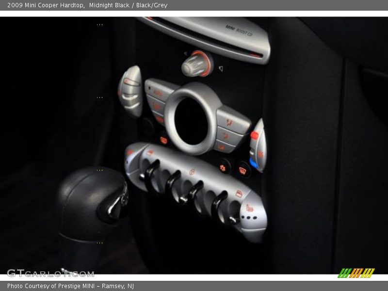 Midnight Black / Black/Grey 2009 Mini Cooper Hardtop
