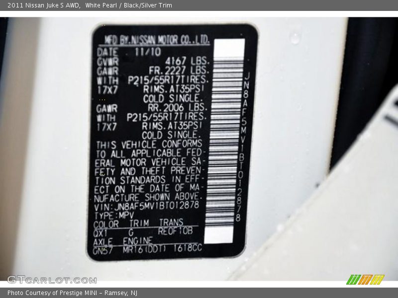 White Pearl / Black/Silver Trim 2011 Nissan Juke S AWD