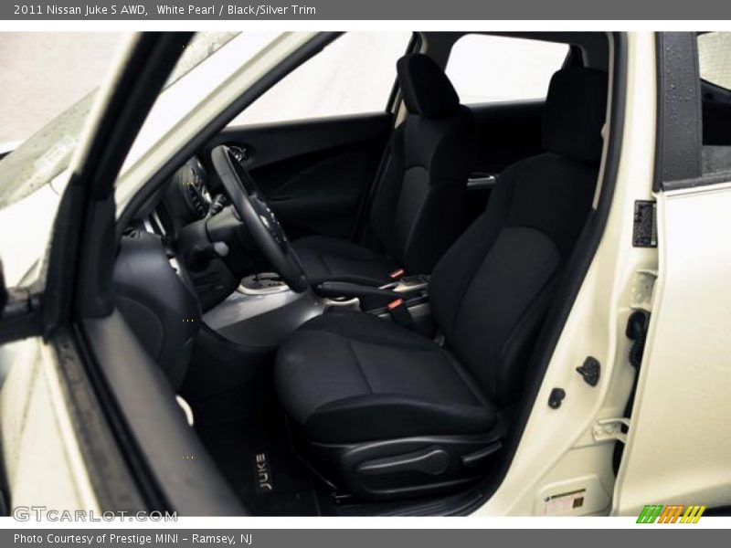 White Pearl / Black/Silver Trim 2011 Nissan Juke S AWD