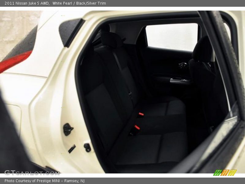 White Pearl / Black/Silver Trim 2011 Nissan Juke S AWD