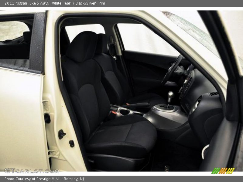 White Pearl / Black/Silver Trim 2011 Nissan Juke S AWD