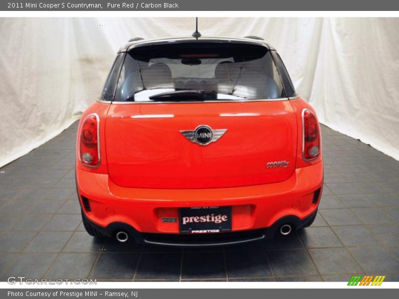 Pure Red / Carbon Black 2011 Mini Cooper S Countryman
