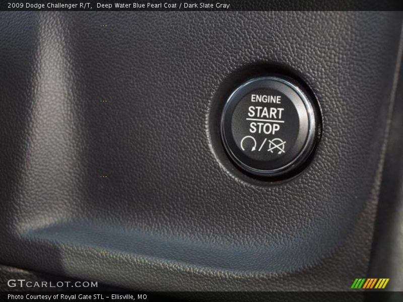 Deep Water Blue Pearl Coat / Dark Slate Gray 2009 Dodge Challenger R/T
