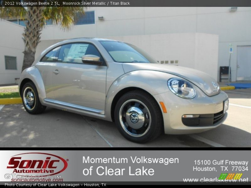 Moonrock Silver Metallic / Titan Black 2012 Volkswagen Beetle 2.5L
