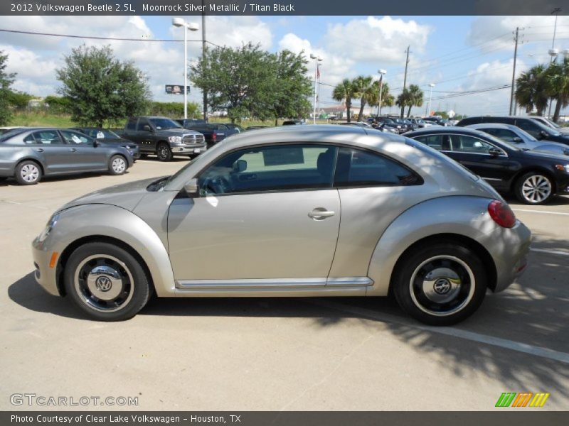 Moonrock Silver Metallic / Titan Black 2012 Volkswagen Beetle 2.5L