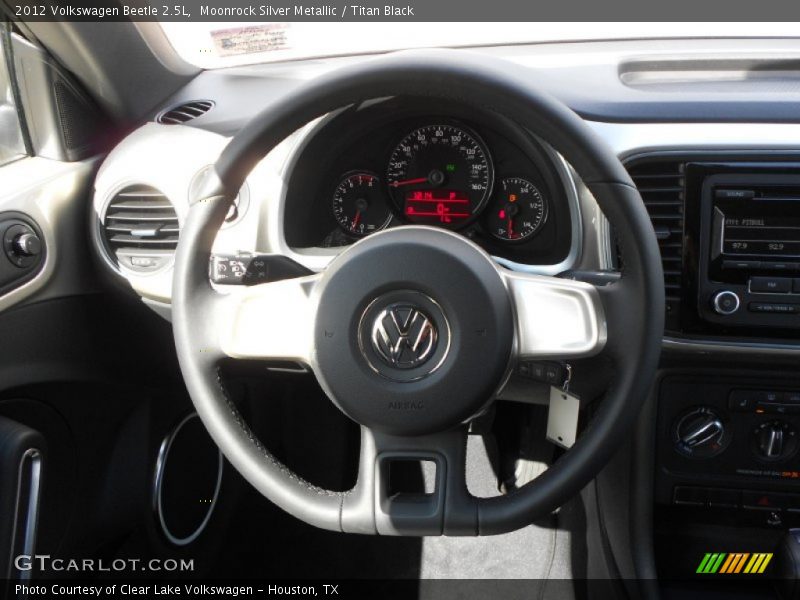 Moonrock Silver Metallic / Titan Black 2012 Volkswagen Beetle 2.5L