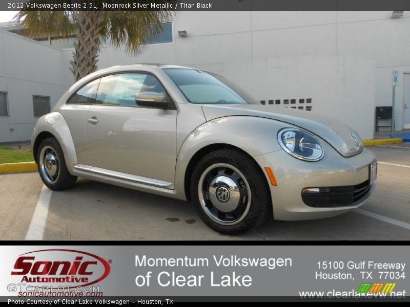 Moonrock Silver Metallic / Titan Black 2012 Volkswagen Beetle 2.5L