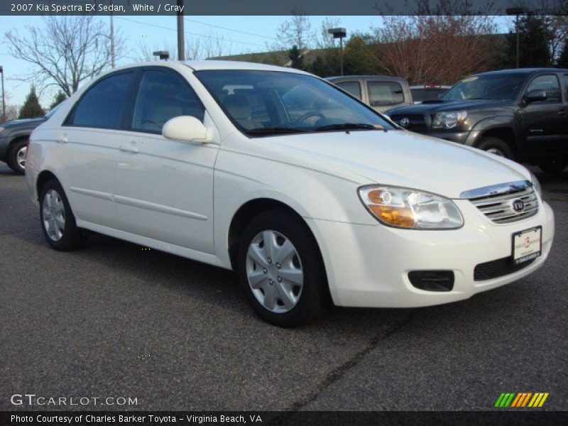 White / Gray 2007 Kia Spectra EX Sedan