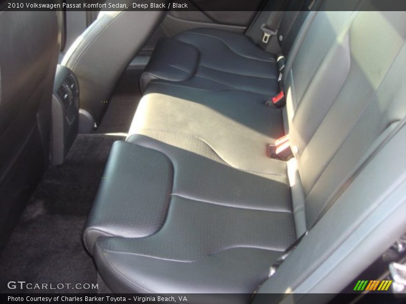 Deep Black / Black 2010 Volkswagen Passat Komfort Sedan