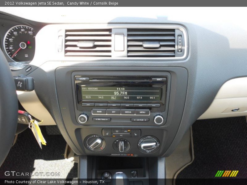 Candy White / Cornsilk Beige 2012 Volkswagen Jetta SE Sedan