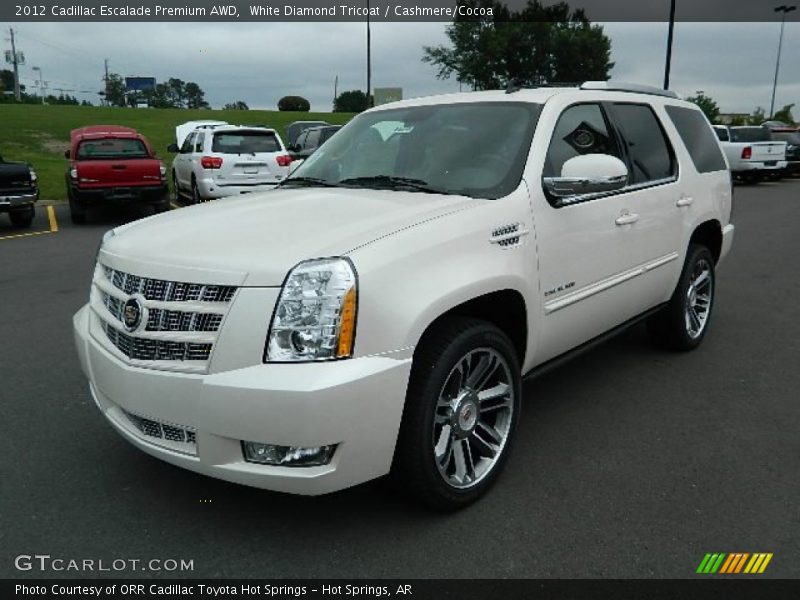 Front 3/4 View of 2012 Escalade Premium AWD