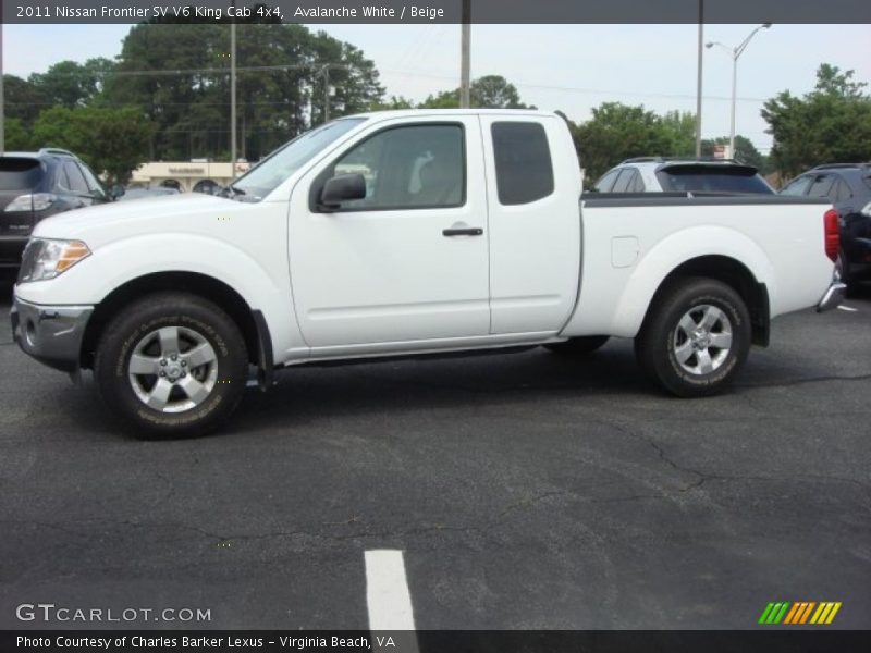 Avalanche White / Beige 2011 Nissan Frontier SV V6 King Cab 4x4
