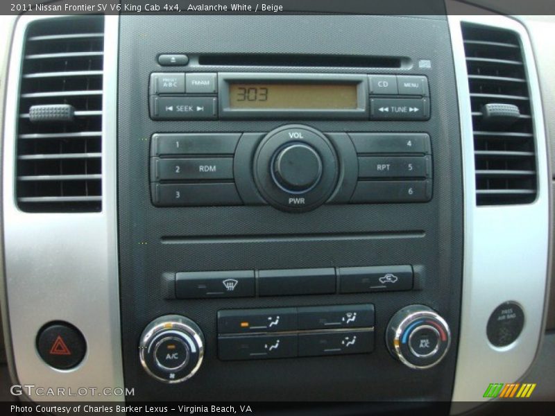 Avalanche White / Beige 2011 Nissan Frontier SV V6 King Cab 4x4