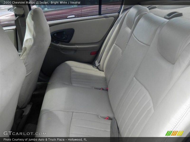 Bright White / Neutral 2000 Chevrolet Malibu LS Sedan