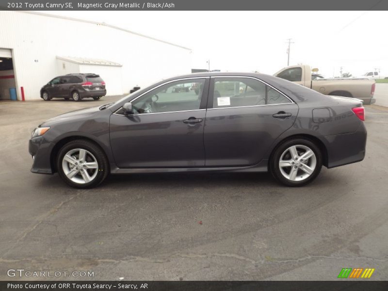 Magnetic Gray Metallic / Black/Ash 2012 Toyota Camry SE