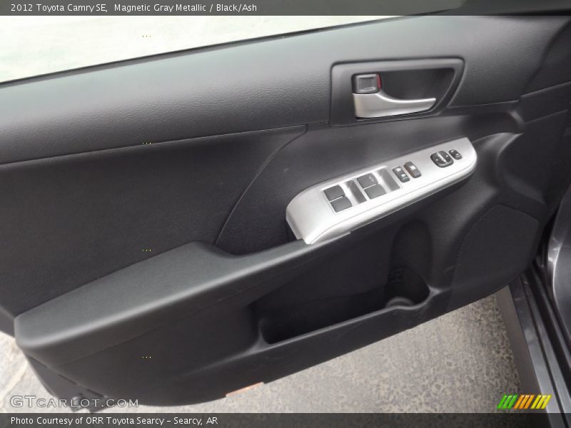 Magnetic Gray Metallic / Black/Ash 2012 Toyota Camry SE