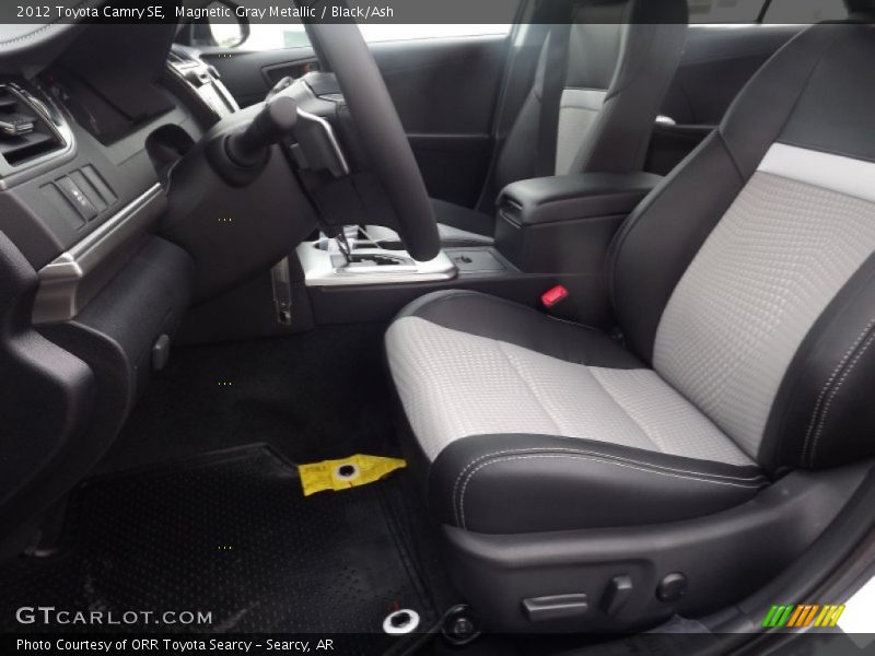 Magnetic Gray Metallic / Black/Ash 2012 Toyota Camry SE