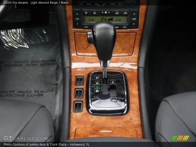 Light Almond Beige / Black 2006 Kia Amanti