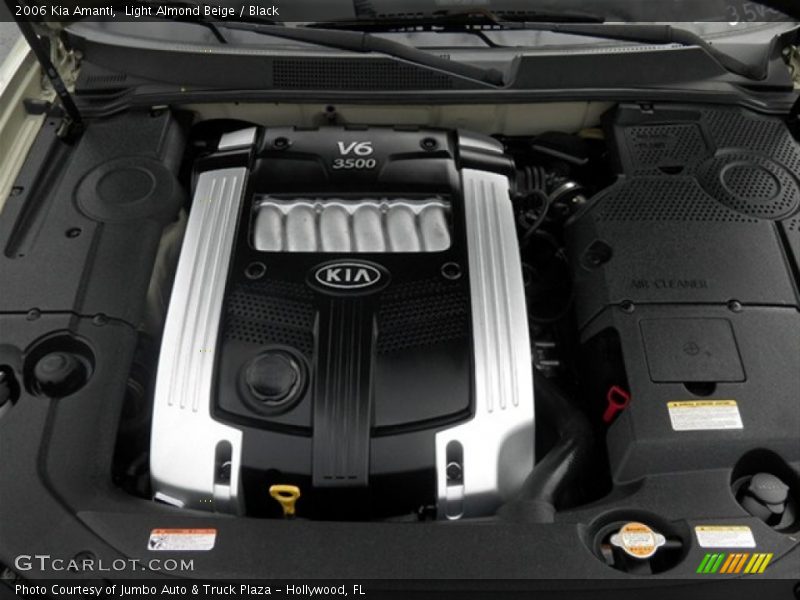 Light Almond Beige / Black 2006 Kia Amanti